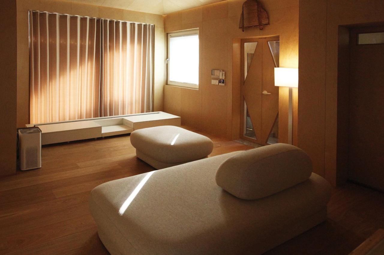 Entire Apartment Or Single Rooms In Homegarden Park Near Camp Humprehys Пхёнтхэк Экстерьер фото