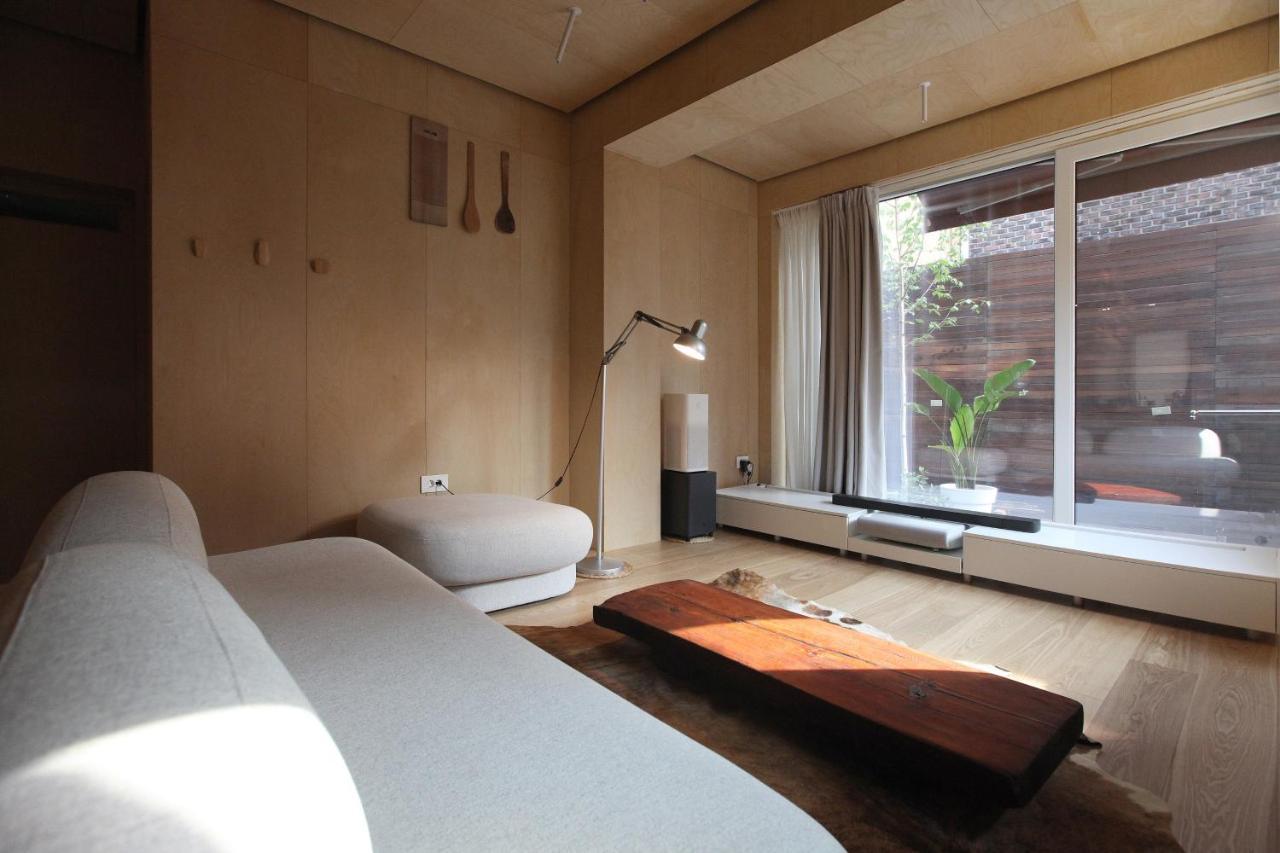 Entire Apartment Or Single Rooms In Homegarden Park Near Camp Humprehys Пхёнтхэк Экстерьер фото